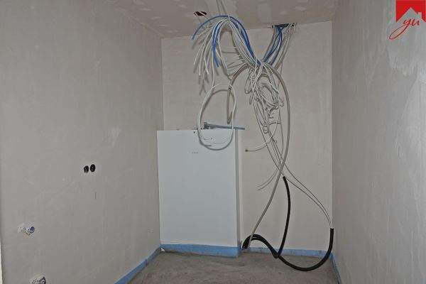 HWR mit Waschmaschinenanschluss