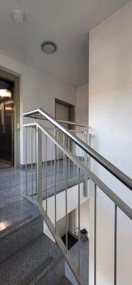 GEPFLEGTES TREPPENHAUS 