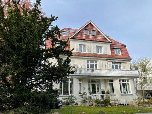 Außenansicht Villa.jpg