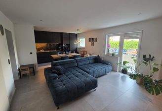 Bild Wohnraum - Küche.JPG