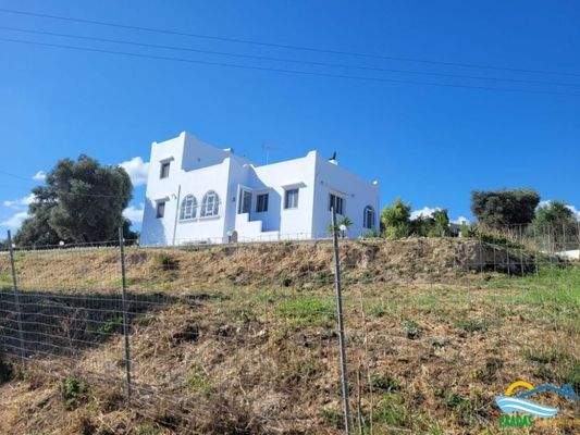 Kreta, Sfakaki: Komplett renovierte freistehende Villa zum Verkauf