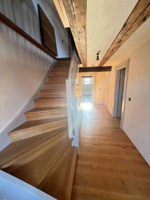 TreppeGang zum Dachboden.JPG