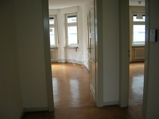EG-Blick aus Diele in Zimmer