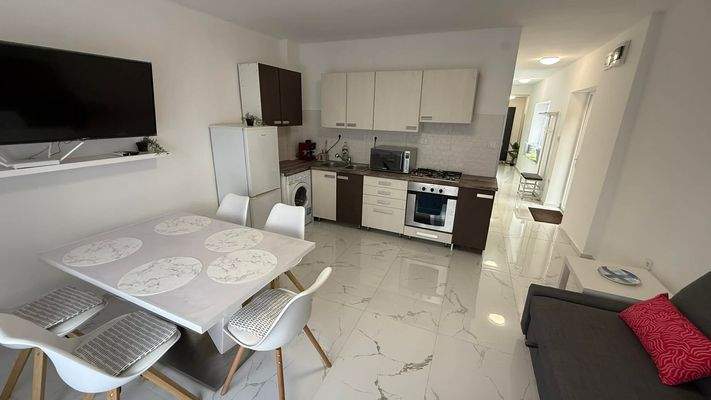 att.-ZK-90enBqX49yHZFHISf2Wll9rUJqV6lrbebh4_Pqc.JP