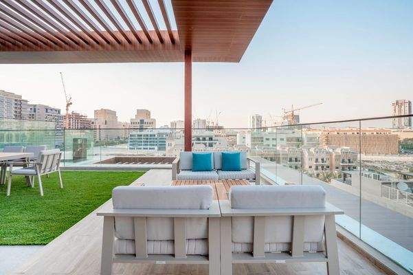 Stylische Lounge Area auf der Dachterrasse