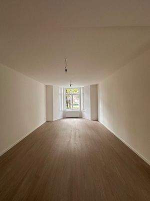 Wohnzimmer/Esszimmer