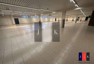 Halle Innenansicht 2