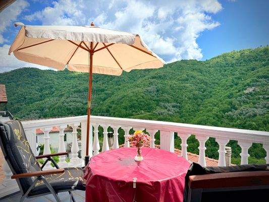 AL990_18 TERRA ITALIA IMMOBILIEN_REAL ESTATE_TESTI