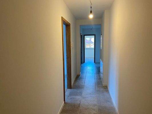 Wohnungsflur Bild 2