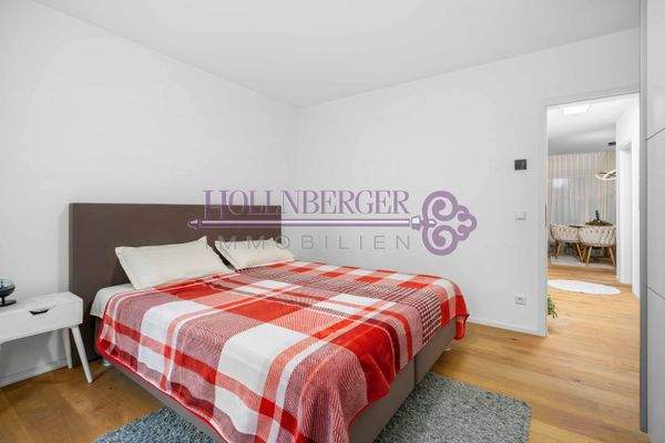 Schlafzimmer EG links