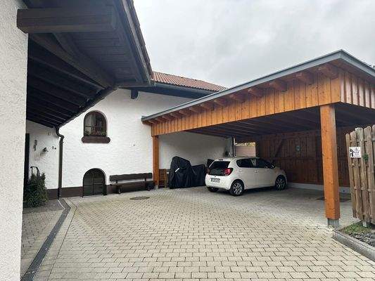 Carport mit 3 Stellplätzen