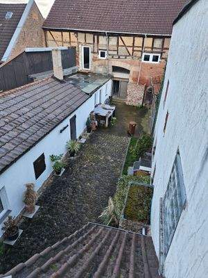 Blick zur Werkstatt.jpg