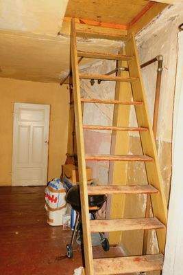 20 Zugang zum nicht ausgeb. Spitzboden.JPG