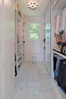 OG-Umkleider-Zimmer 3.jpg