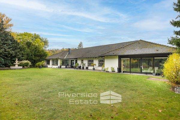 Hausansicht vom Garten