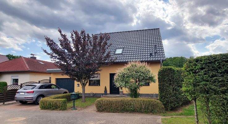 021 Straßenansicht.jpg