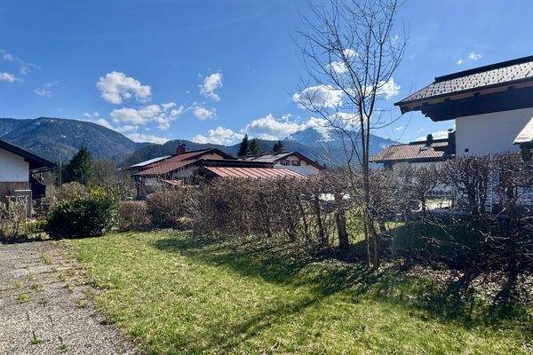 Garten mit Bergblick