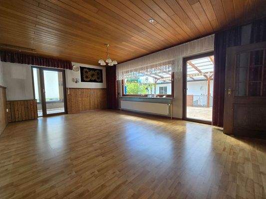 Wohnzimmer Wohnung EG 