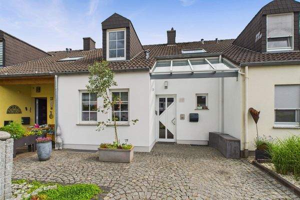 Schlossstraße 22 – 54293 Trier-Quint