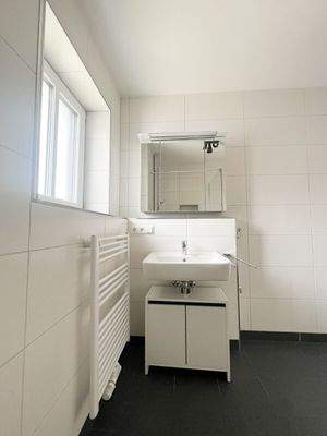 Bad mit Handtuchheizkörper