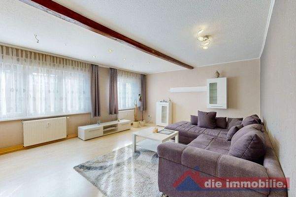 Heller Wohnbereich der Wohneinheit 3