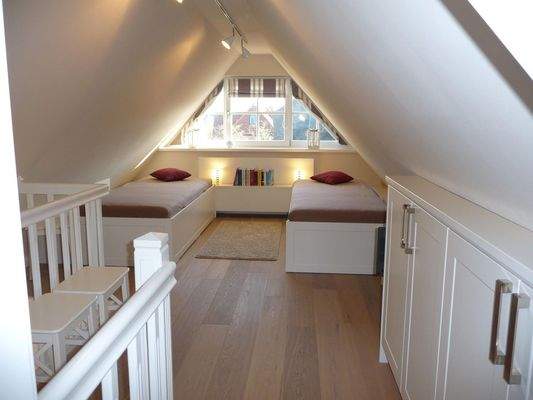 2 Einzelbetten in der Galerie