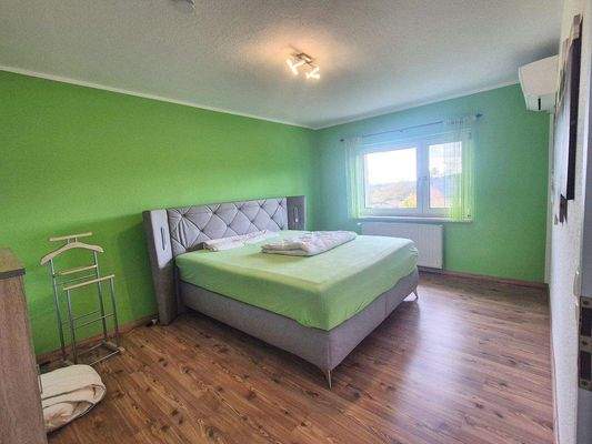 Kinderzimmer 1 (2).jpg