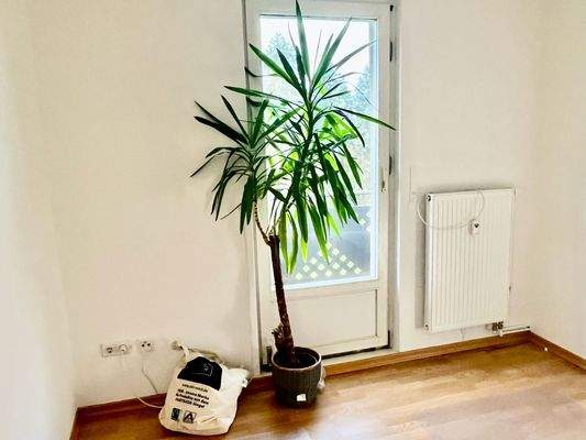 Arbeitszimmer m. Balkon