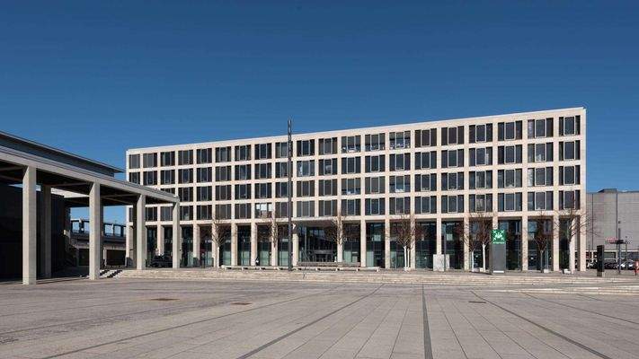 regus_willy_brandt_platz_1_cow