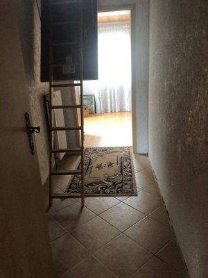 Zugang zum Spitzboden.jpg