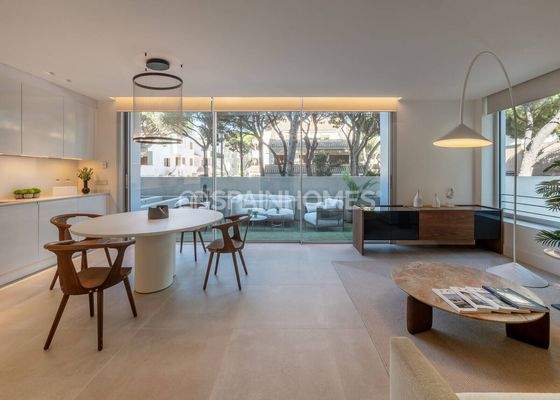 Beachfront Flats with Community Pool in Girona Platja d’Aro