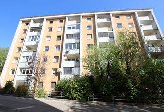 Sanierungsbedürftige aber super aufgeteilte 4 Zi Wohnung mit 112m² in Waidmannsdorf - Villacherstraße