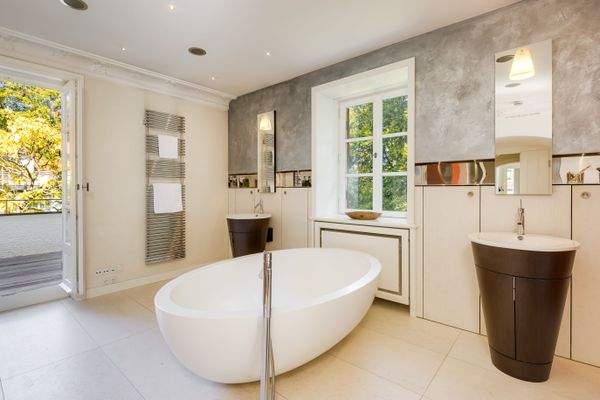 Masterbad en suite mit Balkon