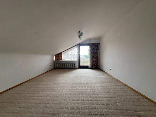 ...und Zimmer Nr. 4 mit Zugang zu ...