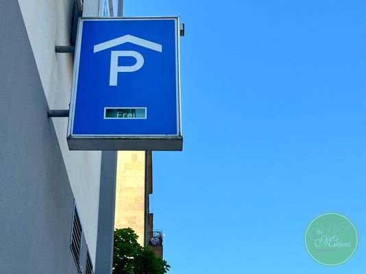 Parkflächen für Sie und Ihre Kunden.