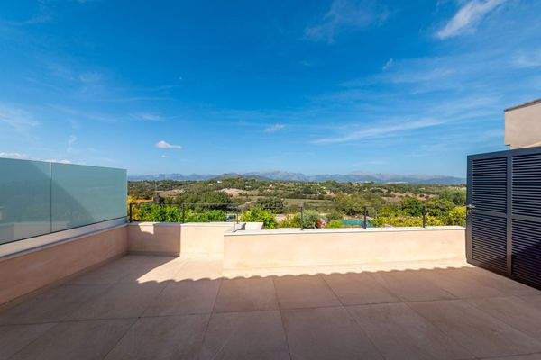 Brillianter Blick über die Landschaft