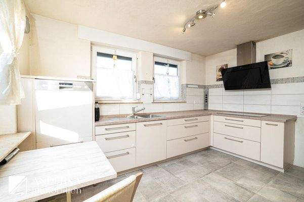 Küche inklusive Einbauküche