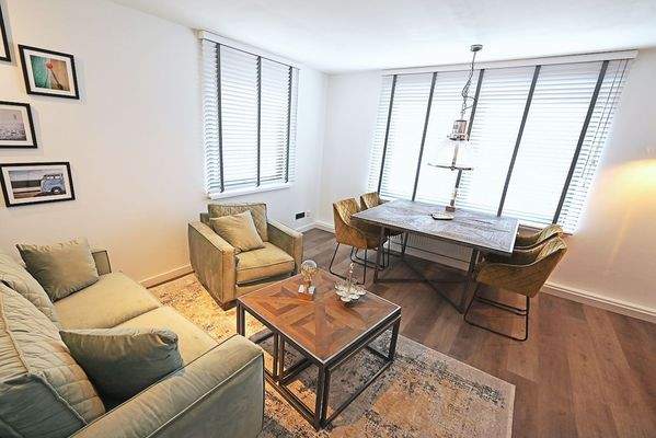 Wohn- Essbereich EG II