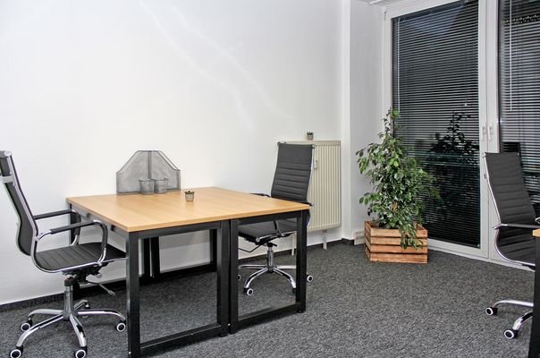 Büro 6.