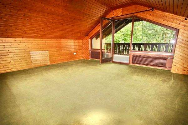 DG Zimmer mit Balkon