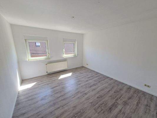 geräumiges Elternschlafzimmer