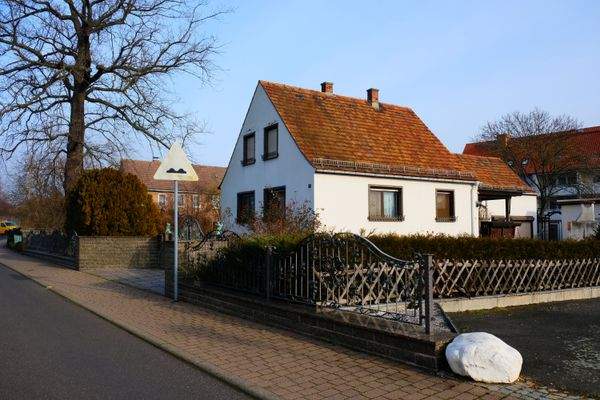 1 Straßenansicht .JPG