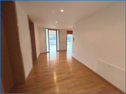 Diele (Beispiel, identisch mit Whg. im 1.OG)