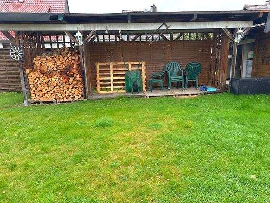 Unterstand/Garten Teilansicht