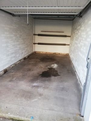 Garage "Bauform neue Bauart" innen
