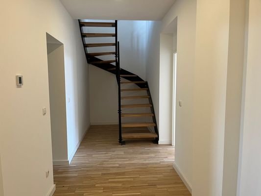 Referenz Treppe Maisonette 