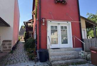 DB6D57CA-E5DF-49F1-AFBC-8A81046C0C16_1_201_a