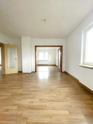 Küche zum Wohnzimmer.jpeg