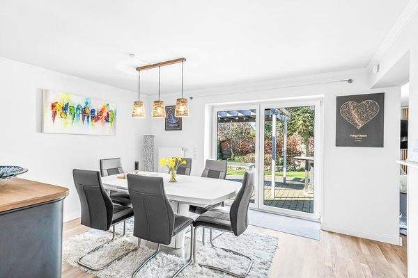 Essbereich mit Terrassenzugang