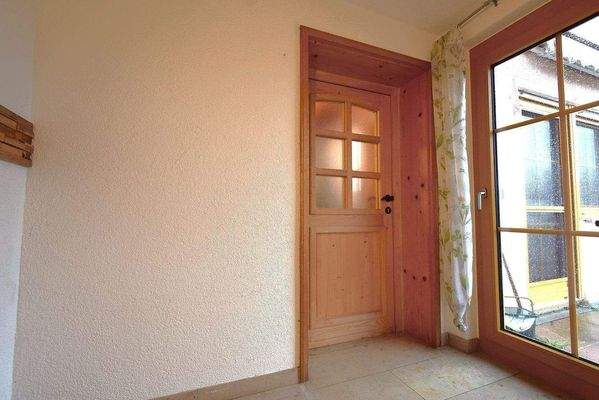 1.OG: Eingang zur Wohnung und zur Terrasse DSC.JPG